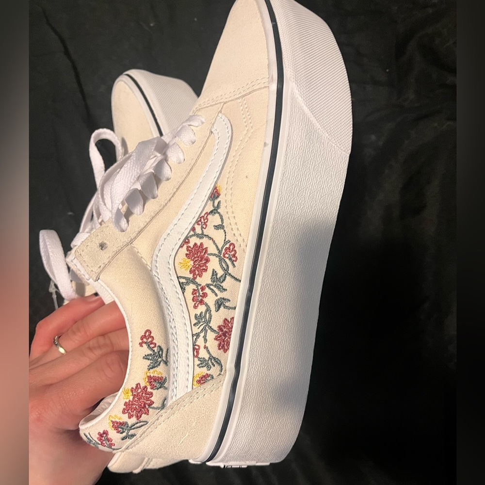 Vans floral embroidered Old Skool Vans